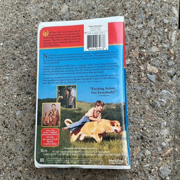 Old Yeller VHS Tape - Picture 2 of 4